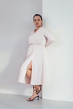 Атласна сукня NABILL з розрізом пудрового кольору Garne 3041079 фото №4