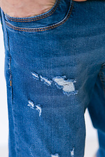 Light blue distressed denim shorts below the knee  4009079 photo №6