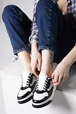 Black and white leather platform sneakers.  4207084 photo №1