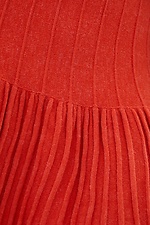 Короткая теплая юбка плиссе оранжевого цвета расклешенная  4038087 фото №4