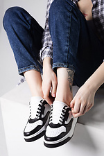 Black and white leather platform sneakers.  4206088 photo №2