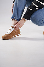 Damen braune Wildleder-Sneaker — echtes Wildleder  4207088 Foto №3