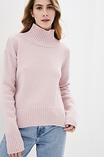 Розовый шерстяной свитер оверсайз с высоким горлом  4038097 фото №2