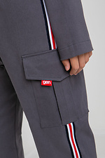 Джинсовый брючный комбинезон серого цвета с длинными рукавами и большими карманами GEN 8000097 фото №9