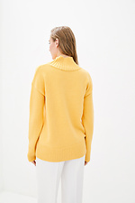 Желтый шерстяной свитер оверсайз с высоким горлом 4038098 фото №3