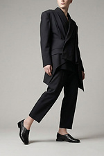 Schwarze Lacklederschuhe mit Knittereffekt und Elastikeinsatz  4207098 Foto №2