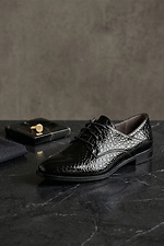 Damenschuhe aus schwarzem Lackleder  4207100 Foto №3