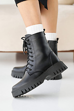 Женские зимние кожаные ботинки черного цвета  2505102 фото №4