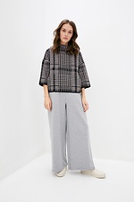 Kurzer Pullover aus Wollmischung mit symmetrischem Muster und Stehkragen  4038103 Foto №2