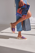 Lila Wildleder-Flip-Flops für Damen 4206107 Foto №2