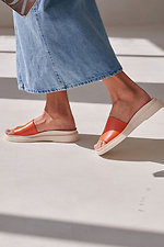 Orangefarbene Leder-Flip-Flops für Damen  4206113 Foto №1