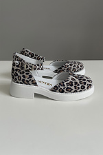Geschlossene Sandalen aus Wildleder mit Leopardenmuster 4206114 Foto №1