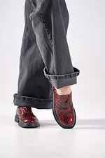 Lacklederne geschlossene Schuhe mit niedrigem Absatz — Türkis  4207117 Foto №2