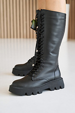 Damen-Winterstiefel aus Leder, schwarz. 2505118 Foto №2