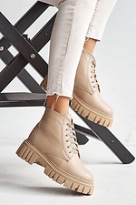 Beige massive boots for the winter made of genuine leather  8019119 photo №9