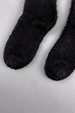Schwarze flauschige Socken für den Winter SOX 8041119 Foto №2