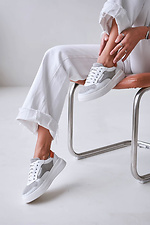 Light leather sneakers 4206129 photo №2