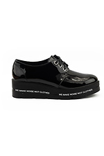 Черные женские туфли оксфорды из лаковой кожи на платформе 8018131 фото №2
