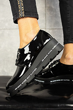 Черные женские туфли оксфорды из лаковой кожи на платформе 8018131 фото №8