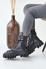 High winter ankle boots on a massive platform  8019138 photo №4