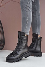 High winter ankle boots on a massive platform  8019138 photo №9