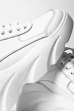White chunky sneakers made of genuine leather with thick soles and laces  4205140 photo №4