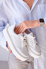White leather sneakers with perforation  4206141 photo №4