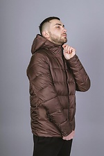Демисезонная стеганная куртка для мужчин в коричневом цвете VDLK 8031141 фото №2