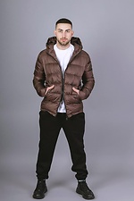 Демісезонна стьобана куртка для чоловіків у коричневому кольорі VDLK 8031141 фото №4