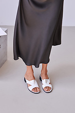 Women's white leather flip flops  4206144 photo №2
