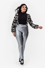 VICKY Chiffonbluse mit schwarzem Blumendruck Garne 3041148 Foto №9