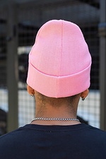 Розовая маленькая шапка бини с нашивкой Without 8048151 фото №3