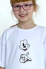 Белая хлопковая футболка на девочку с принтом Garne 7770154 фото №2