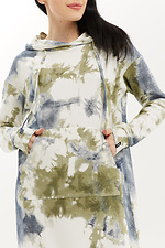 Трикотажное спортивное платье MEDJI в стиле тай-дай с капюшоном и большим карманом-кенгуру Garne 3040155 фото №5