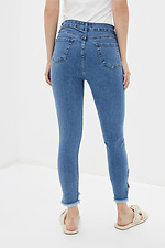 Blaue Stretch-Jeans mit hoher Taille, Asymmetrie und Fransen  4009165 Foto №3