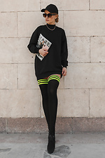 Czarne bawełniane podkolanówki w kolorowe paski M-SOCKS 2040167 zdjęcie №1