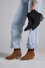 Wildlederstiefel mit Absatz.  4207168 Foto №2