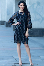 Schwarzes Azera-Kleid aus transparentem Mesh mit Lederpatches und weiten Ärmeln Garne 3032171 Foto №1