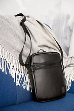Black glossy leatherette shoulder bag GARD 8011176 photo №3