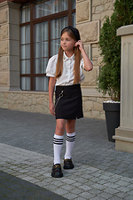 Weiße hohe Kniestrümpfe für Kinder mit schwarzen Streifen M-SOCKS 2040177 Foto №7