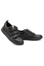 Teenage sports sneakers for a boy  8018178 photo №1