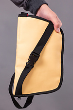 Żółta torebka na pasek ze skóry ekologicznej z klapką w kształcie banana GEN 9005179 zdjęcie №4