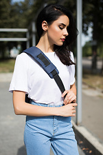 Niebieski plecak na jedno ramię SLING z zewnętrzną kieszenią STWR 3500184 zdjęcie №5