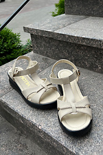 Women's beige sandals with black platform heels  4206184 photo №4