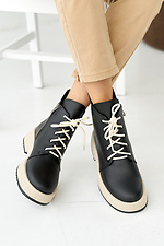 Damskie skórzane buty zimowe w kolorze czarnym  2505187 zdjęcie №3