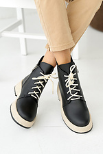 Damen-Winterstiefel aus Leder in Schwarz 2505187 Foto №3