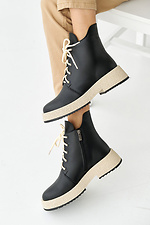 Damen-Winterstiefel aus Leder in Schwarz 2505187 Foto №4