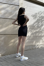 Короткое платье майка без рукавов в черном цвете HOT 8035192 фото №3