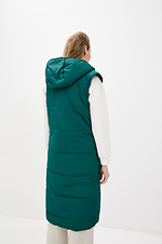 Длинная стеганная жилетка GRAIN зеленого цвета на молнии с большими карманами Garne 3037198 фото №3