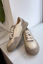 Damen-Sneaker in Cappuccinofarbe mit breiter Spitze 4206201 Foto №6